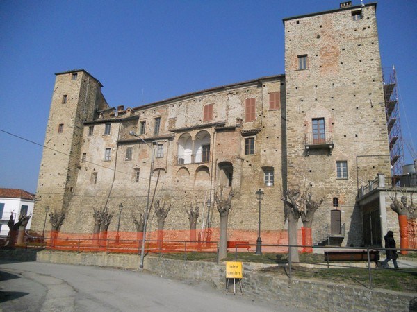 Restauro del Castello di Monastero Bormida